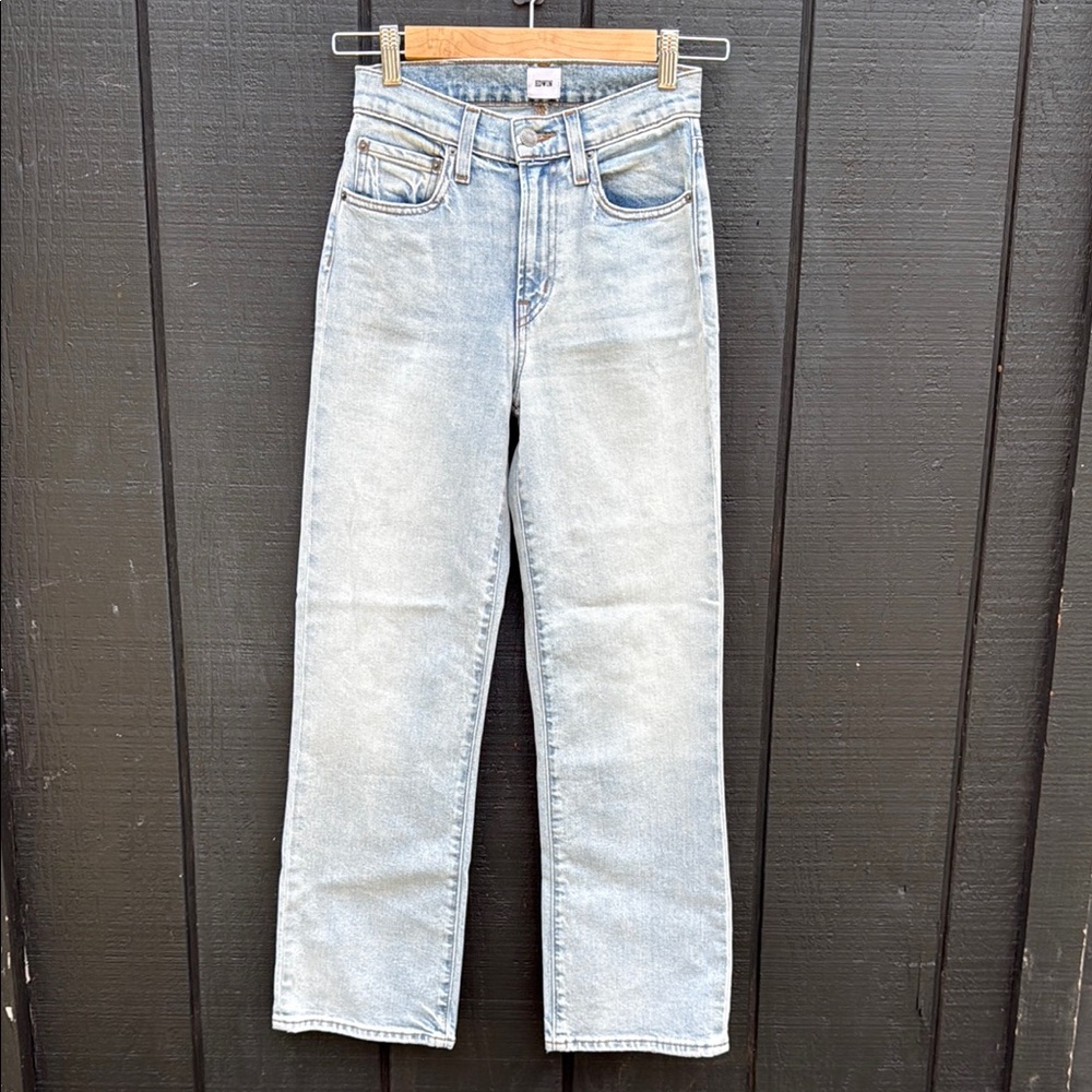 EDWIN Light-wash Jeans